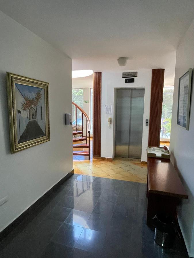 Aparta Hotel Plaza Del Sol Santo Domingo Bagian luar foto